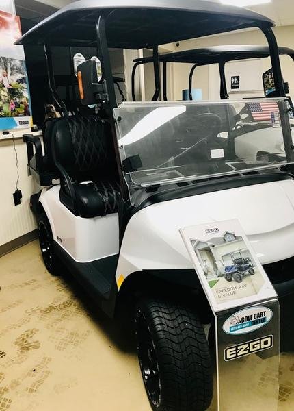2024 e z go freedom rxv elite lithium | bright white | 4 passenger zero maintenance sale!