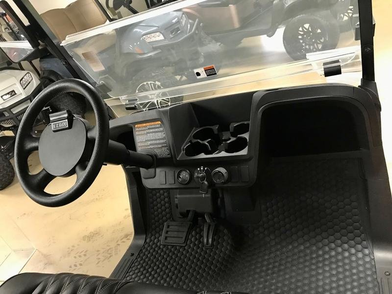 2024 e z go freedom rxv elite lithium | bright white | 4 passenger zero maintenance sale!