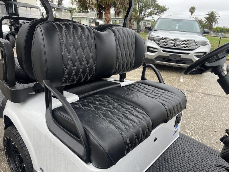 2024 e z go freedom rxv elite lithium | pearl white special edition | zero maintenance electric sale!