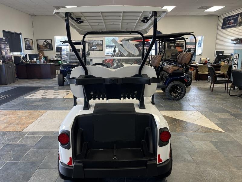2024 e z go freedom rxv elite lithium | bright white | 4 passenger zero maintenance sale!