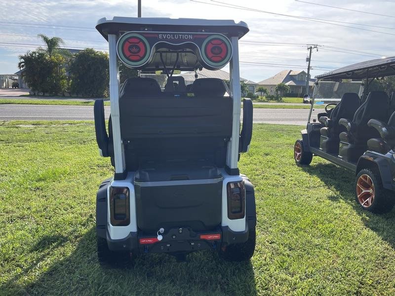 2025 evolution d max xt6 for sale | 4wd 6 seater with 24 speaker sound