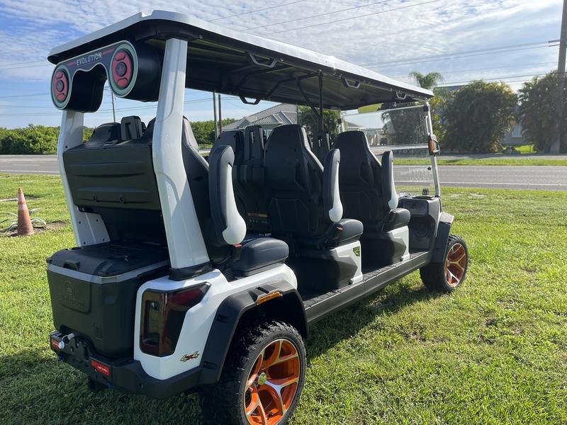 2025 evolution d max xt6 for sale | 4wd 6 seater with 24 speaker sound