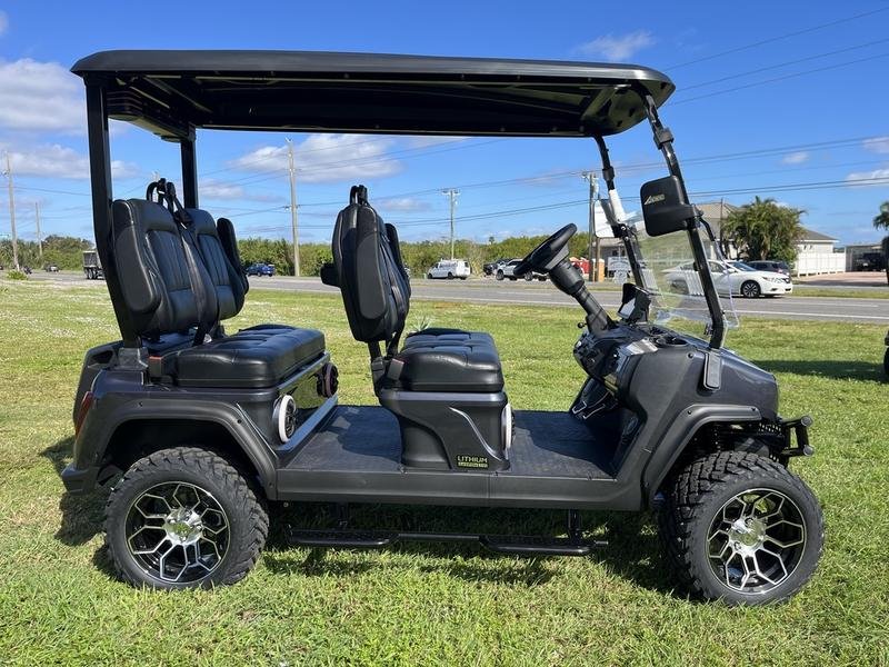 2025 evolution d5 maverick 4 plus arctic gray | cart with carplay 2025 evolution d5 maverick 4 plus arctic gray | cart with carplay
