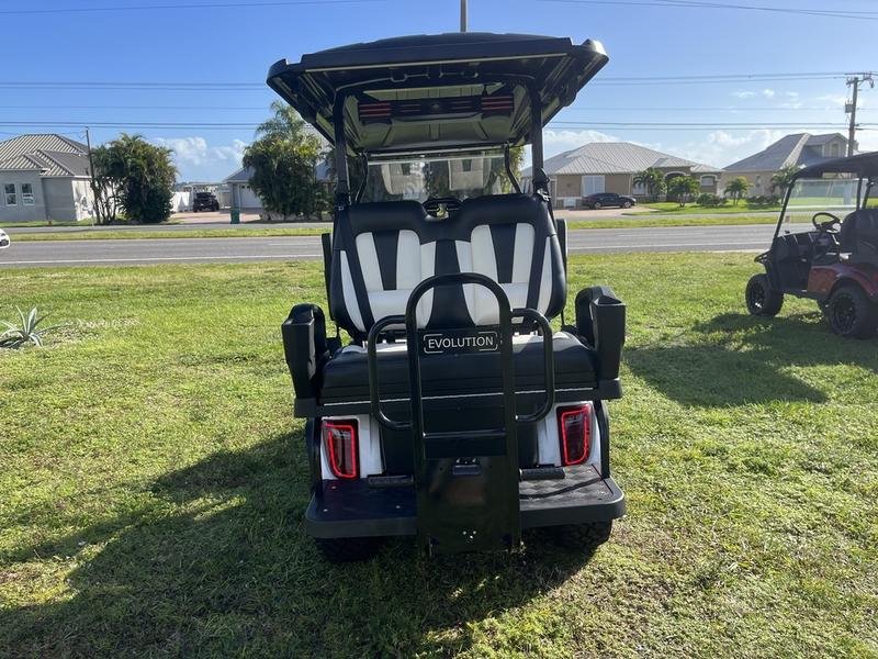 2025 evolution d5 ranger 2+2 pearl white | 4 seater luxury golf cart 2025 evolution d5 ranger 2+2 pearl white | 4 seater luxury golf cart