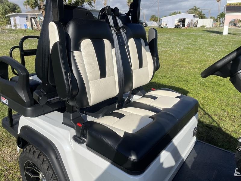 2025 evolution d5 ranger 2+2 pearl white | 4 seater luxury golf cart 2025 evolution d5 ranger 2+2 pearl white | 4 seater luxury golf cart