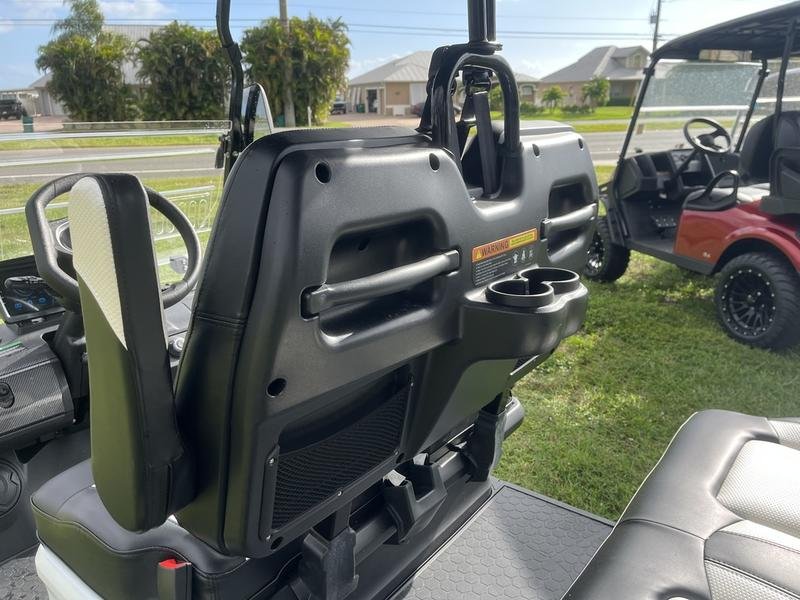 2025 evolution d5 ranger 6 pearl white | 6 seater luxury golf cart