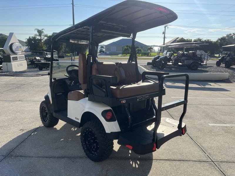 2026 e z go freedom rxv elite lithium | bright white | zero maintenance electric sale!
