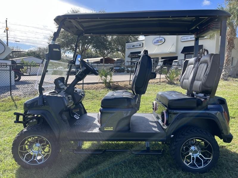 2025 evolution d5 maverick 4 plus arctic gray | cart with carplay 2025 evolution d5 maverick 4 plus arctic gray | cart with carplay